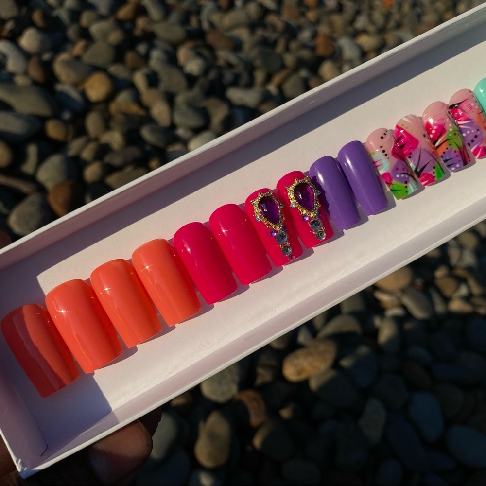 COPY - Handmade press on nails